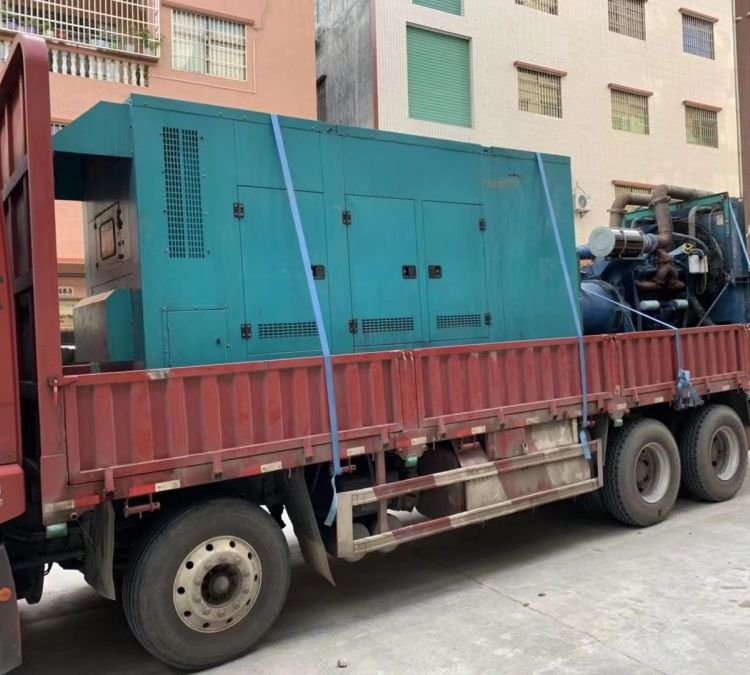 蒸湘如何在不同负载率下确保 400KW 柴油发电机组的正常运行？