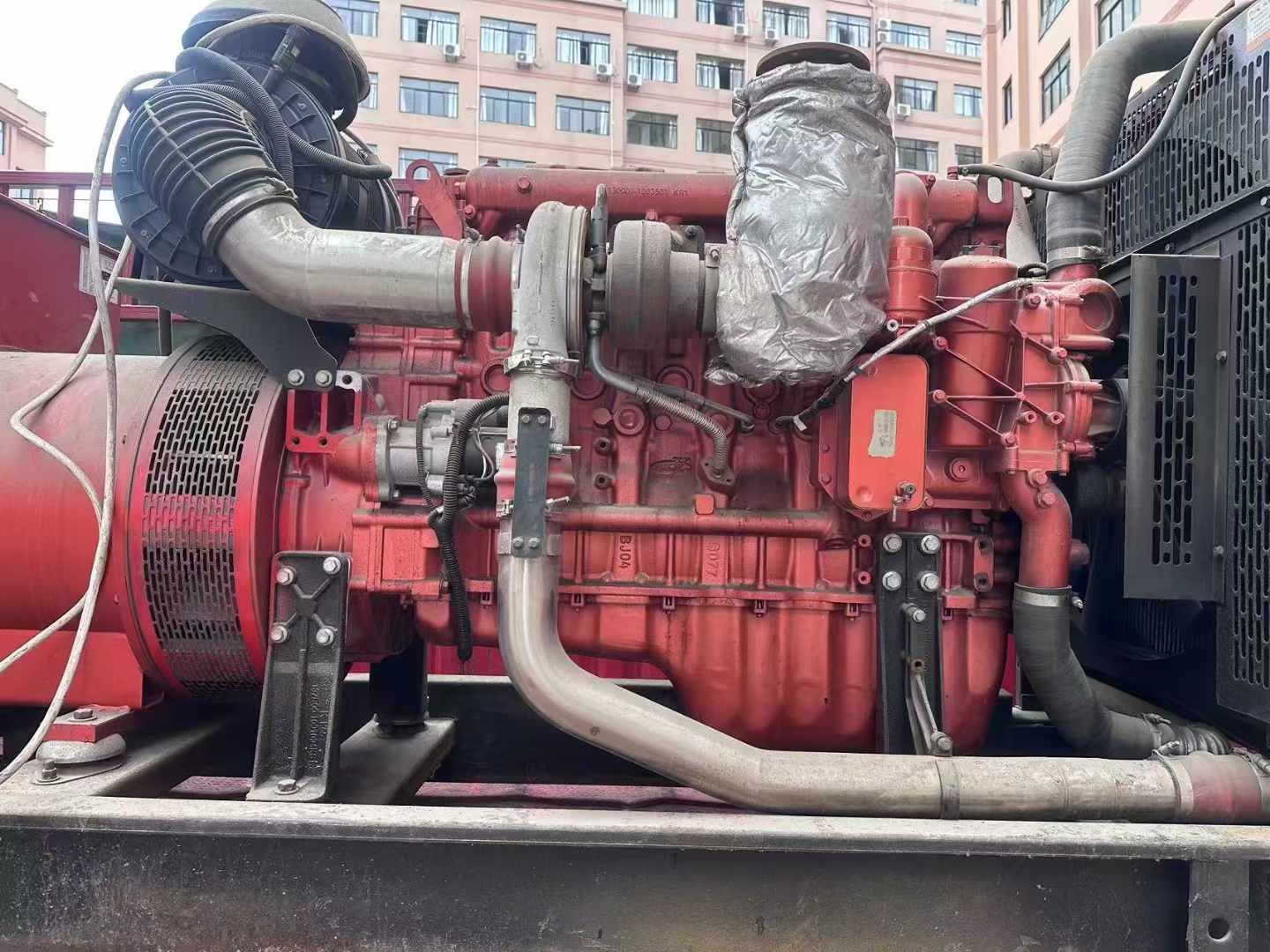 蒸湘如何选择适合 600kW 柴油发电机组的过载保护器？